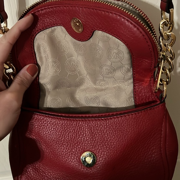Micheal Kors crossbody bag - Picture 5 of 7
